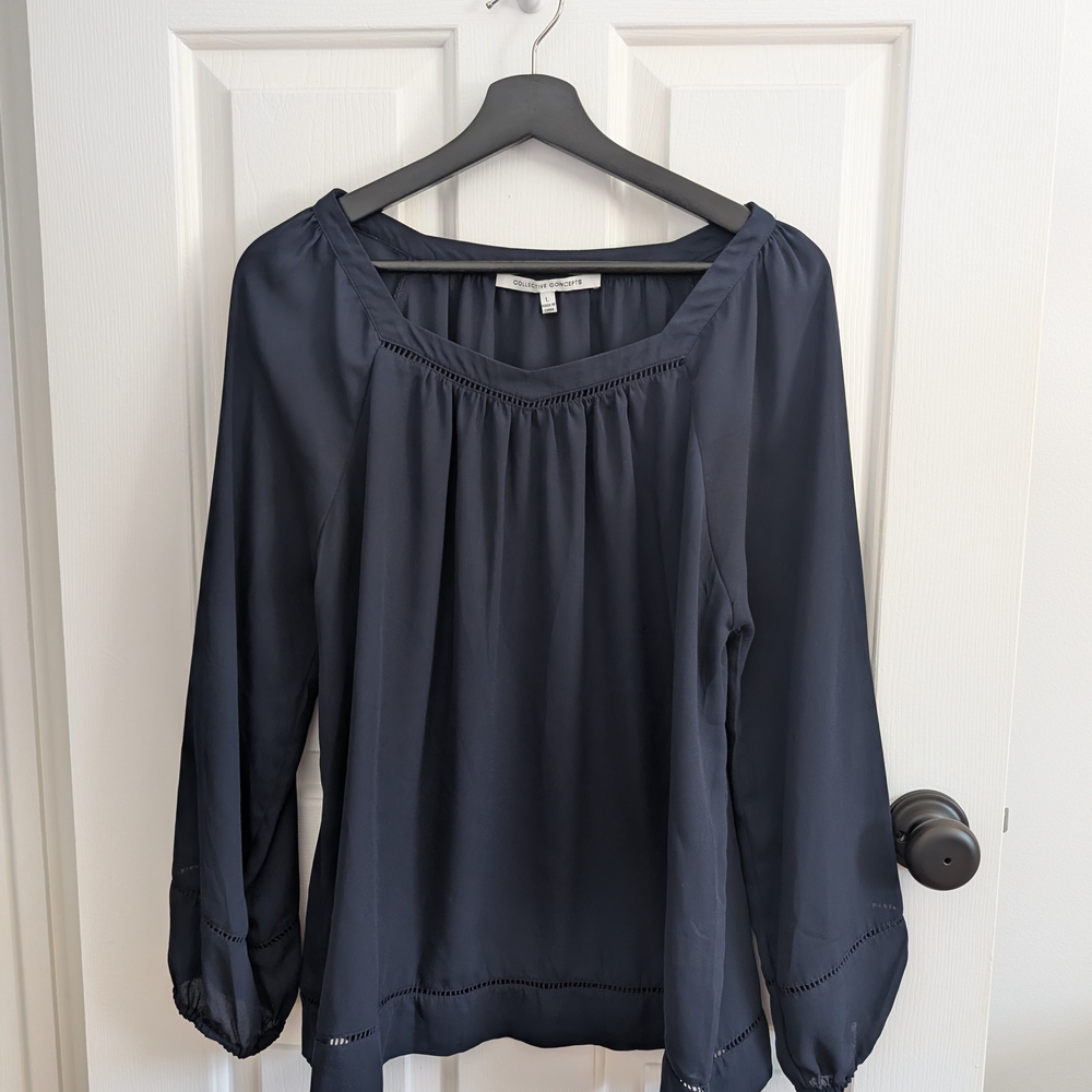 Collective Concepts Women's Navy Peasant Style Long Sleeve Blouse Large